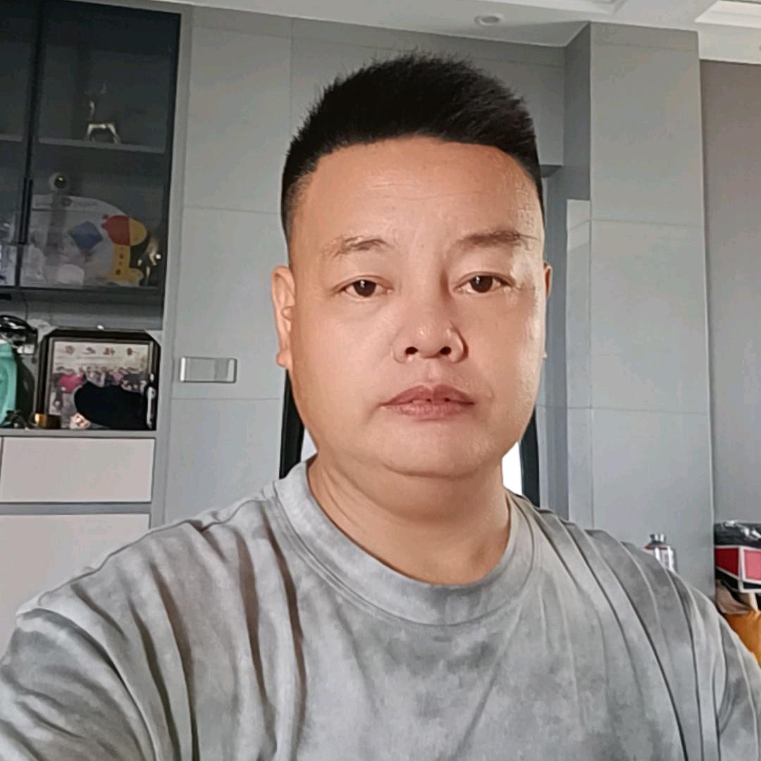 大方漂亮女装