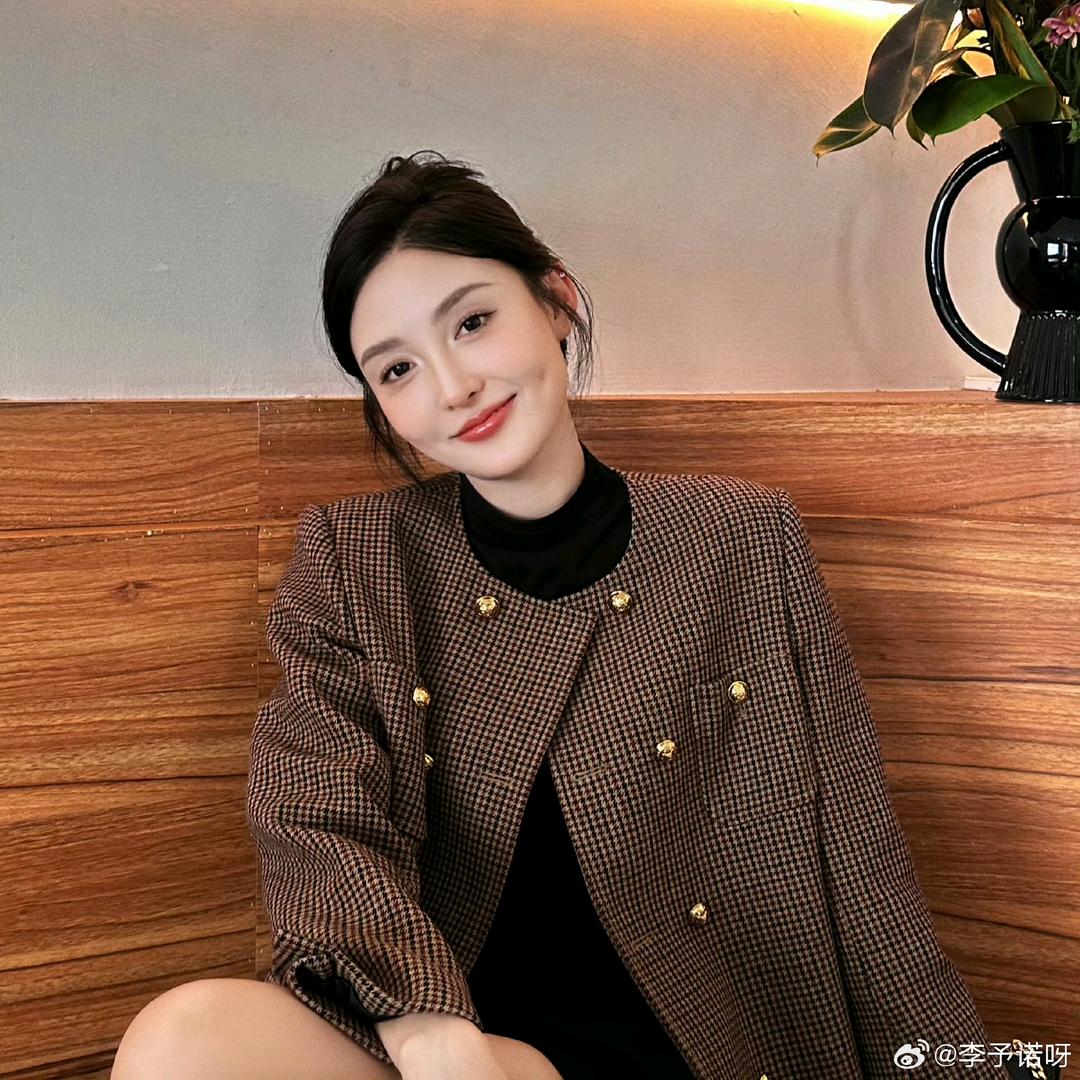 李予诺（私服穿搭）