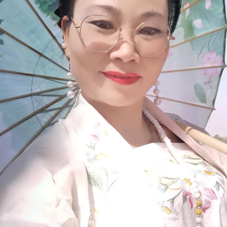 开心果ヽ(○^㉨^)