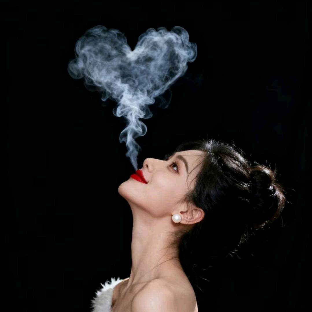 ᥫᩣᐝ 半截໌ᮨ🚬烟烫心དྷ༗࿐