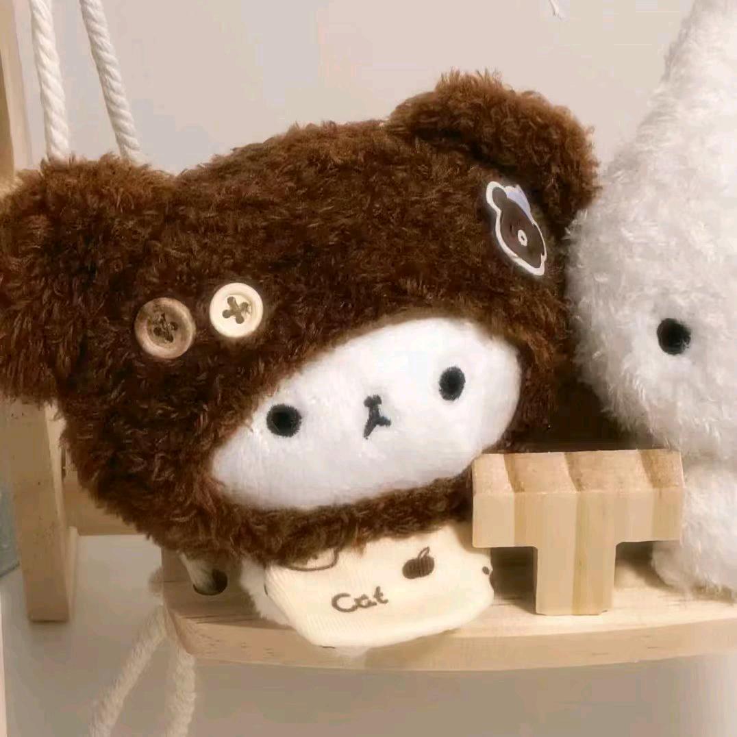 忧郁的小眼睛