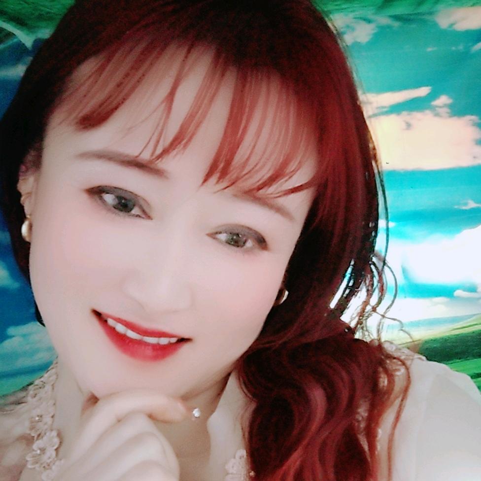 开心的女孩