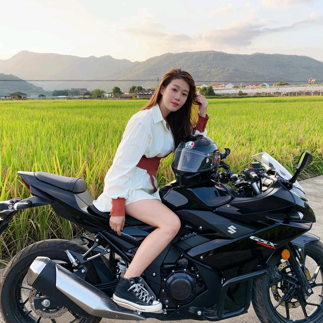 嗷～佳姐超凶