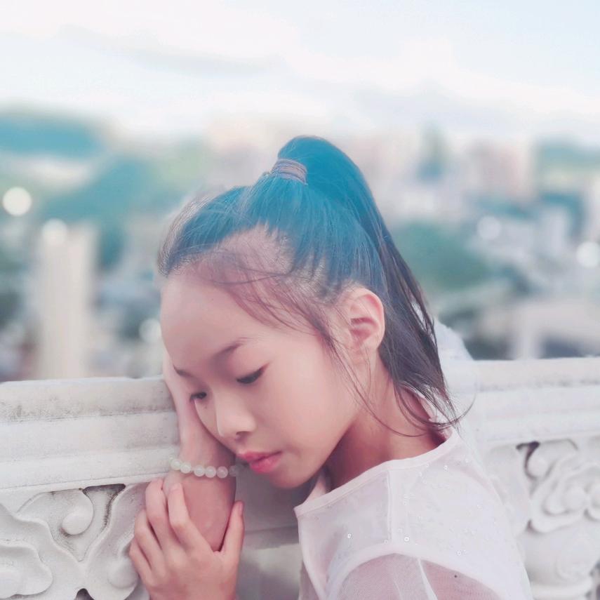 吴🉑代替💋头像