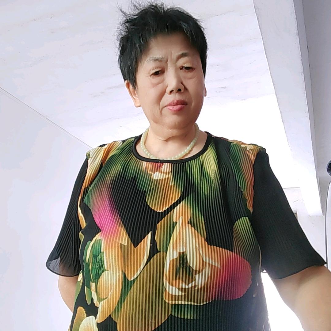 开心奶（不定时开播）