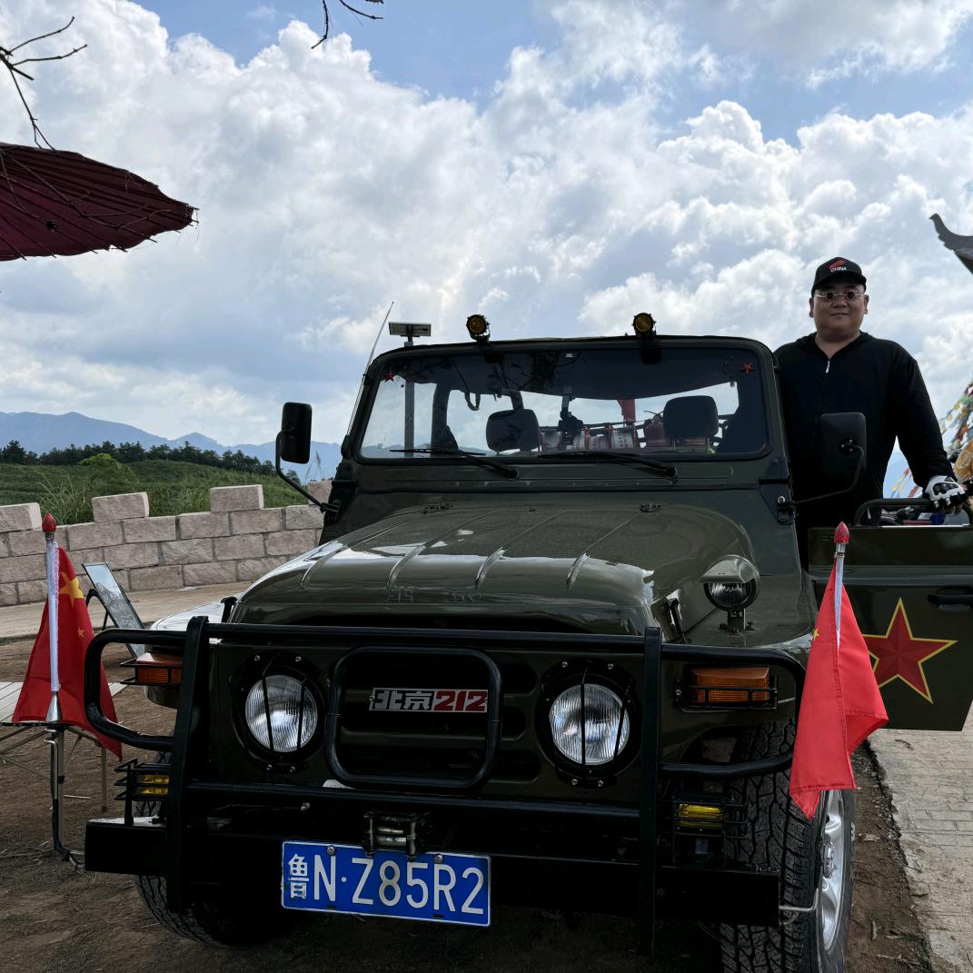 明@