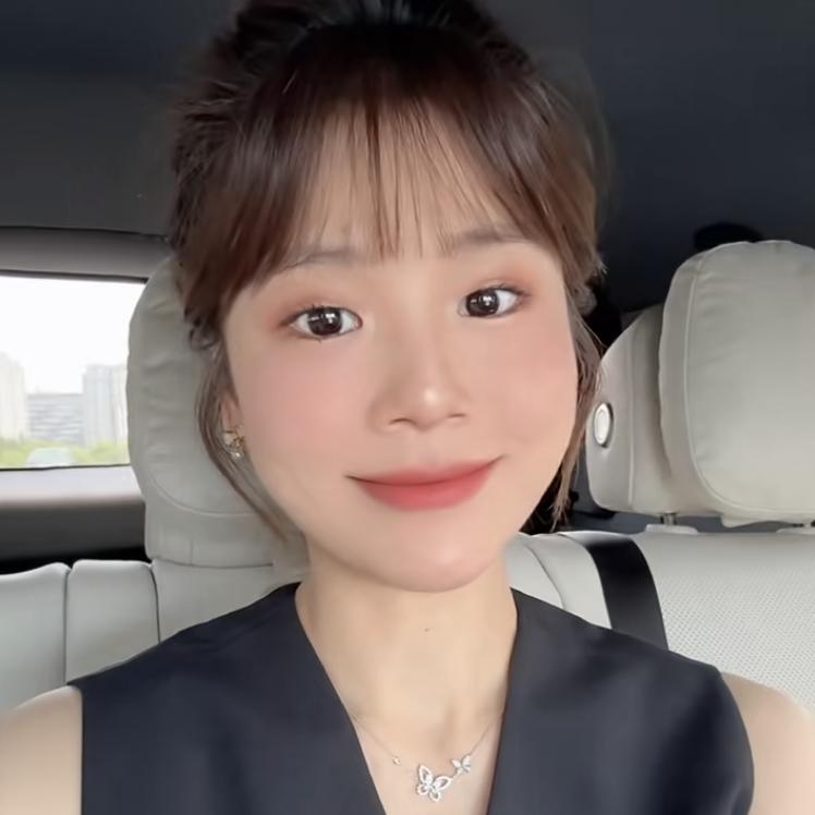 萌姐定制直播返场