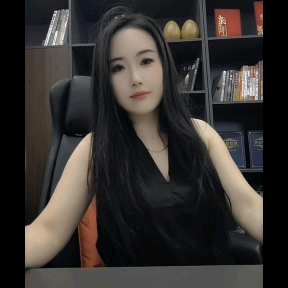 灿灿做电车在西平