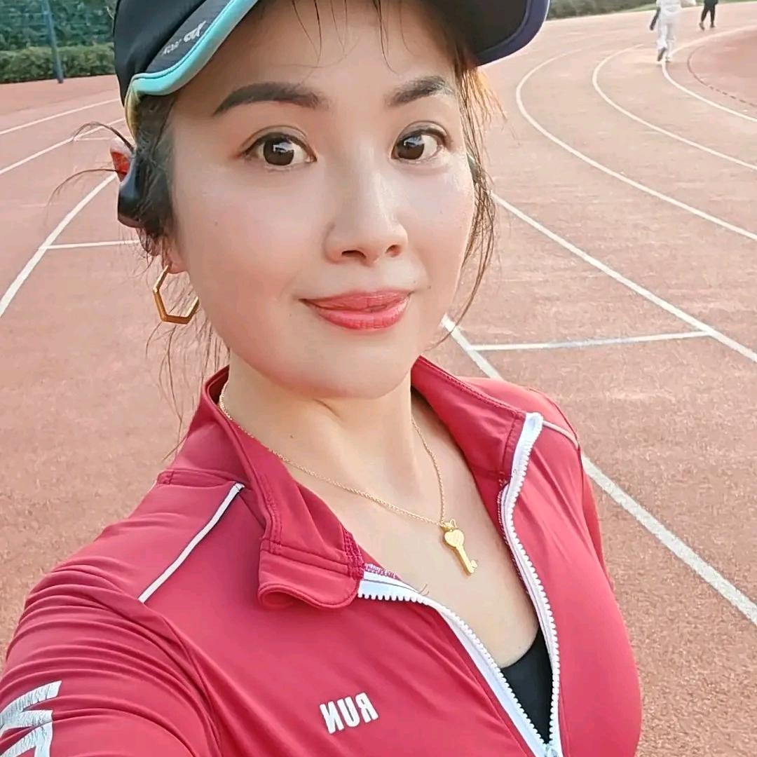 奔跑吧！中年少女🌻