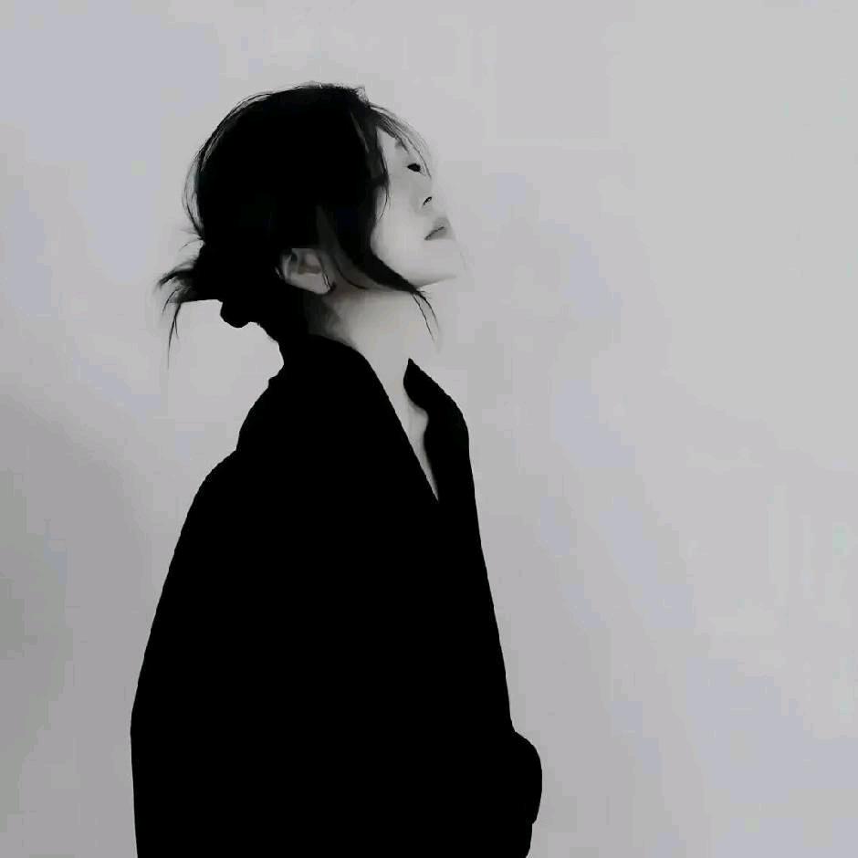 六月