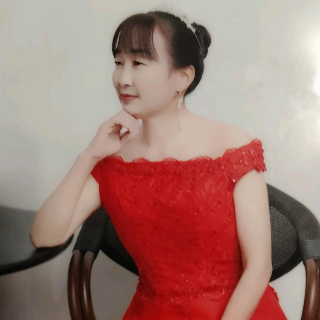 杨春凤