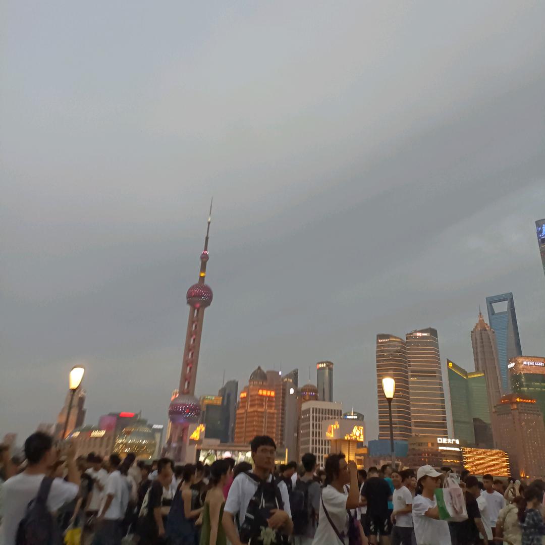 呢呢