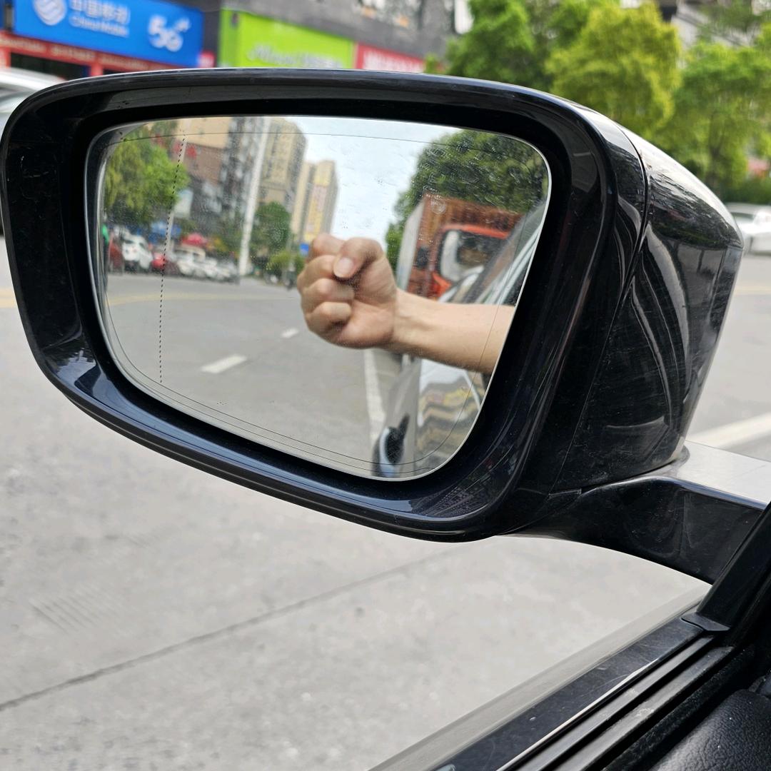 你爸是一霸
