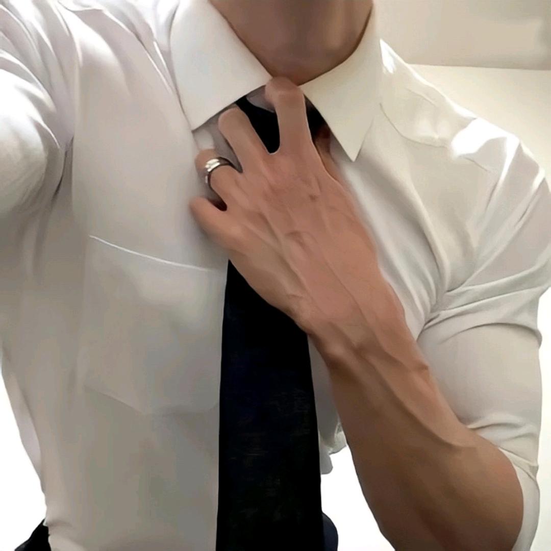 李钟意🎙