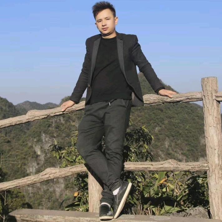 荔波少数民族纯手工绣品坊