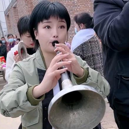💞唢呐 ⃟钱᭄程ꦻ似锦💞