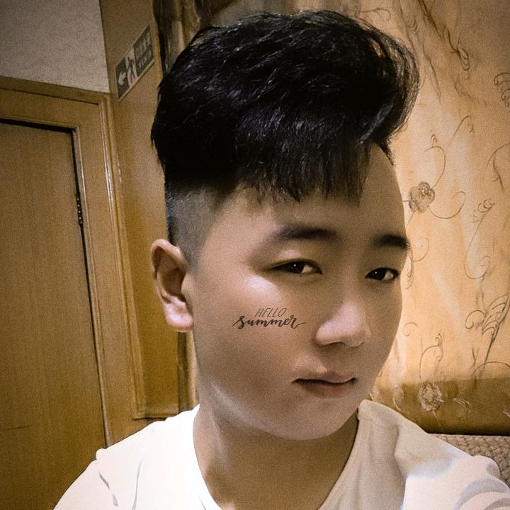 彝家小马哥