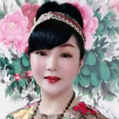 香槟姐