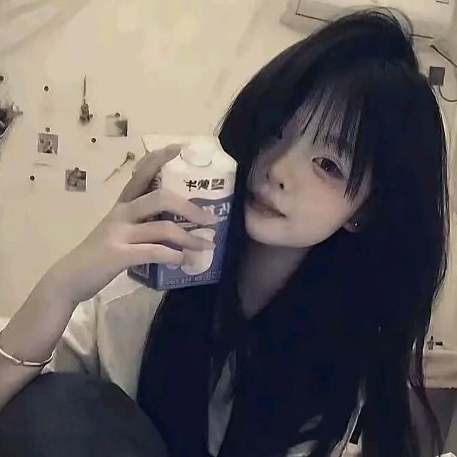小椰冻奶•ᴗ⁃͈ᐝ