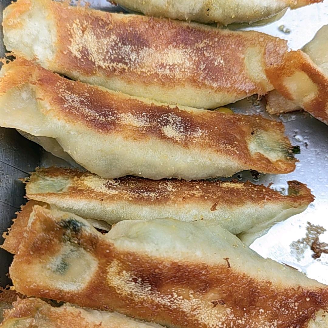 定州特色黄金锅贴