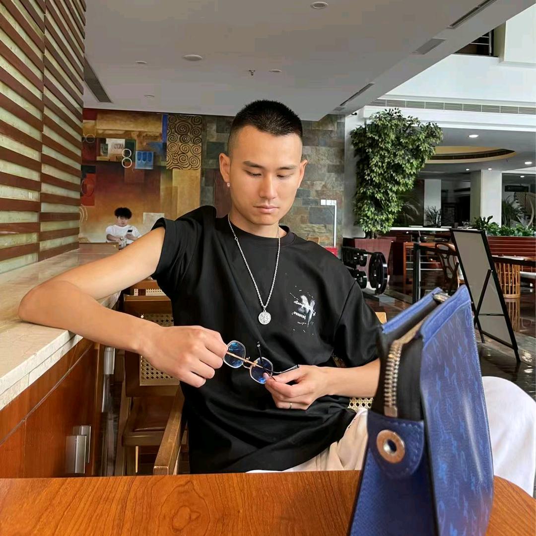 宸少