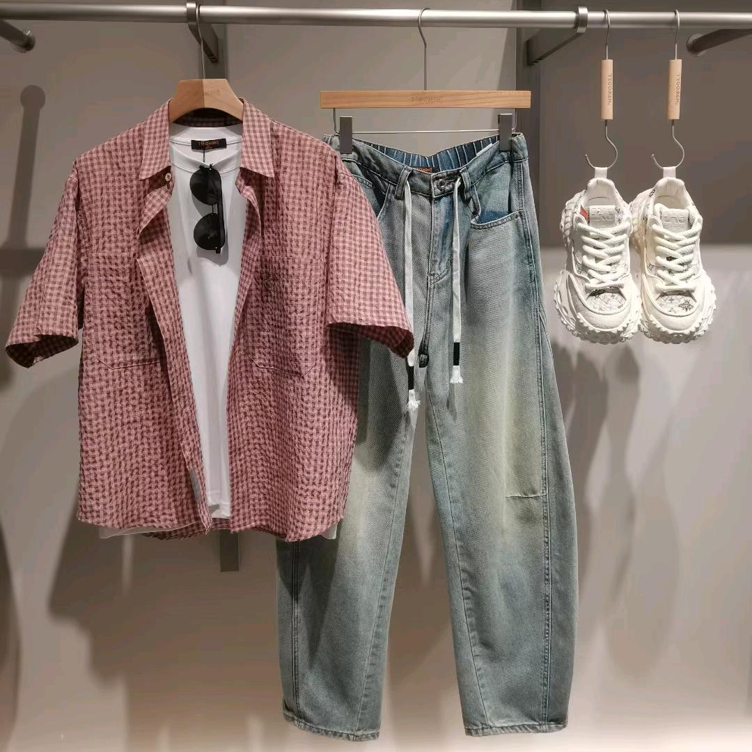 鉄戈門男装（叙永2店）