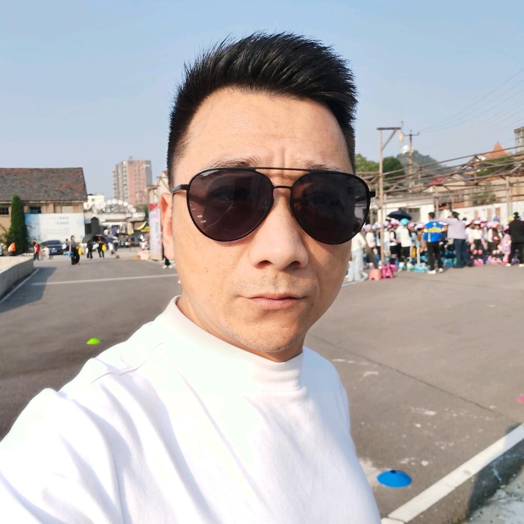 华容伟哥（绣林酒坊）