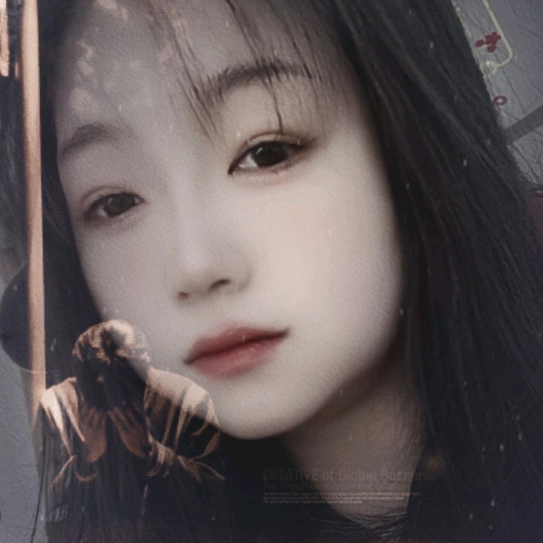 柒月