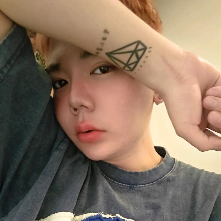 小面包🍞