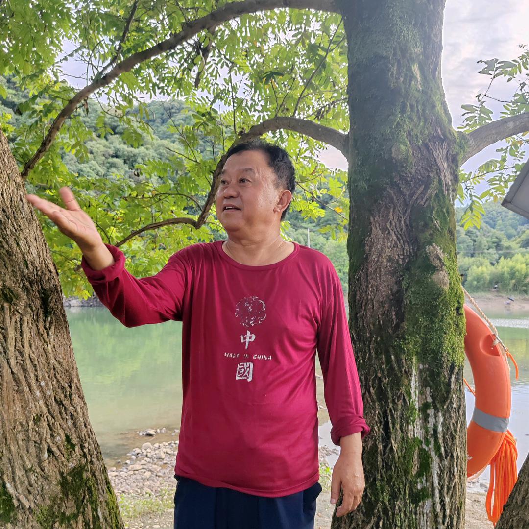 金凯商行，每晚（19.40）开播）
