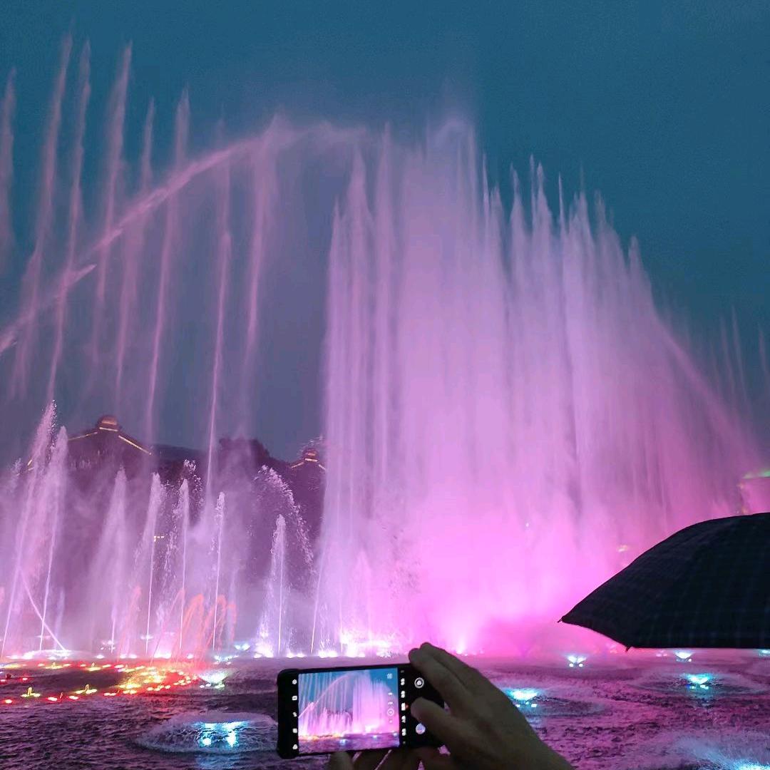 雨中漫步
