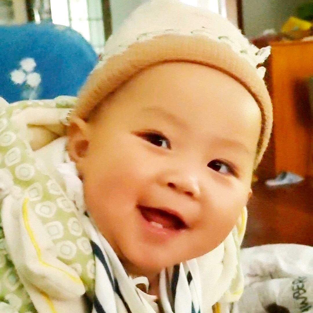 己画吖