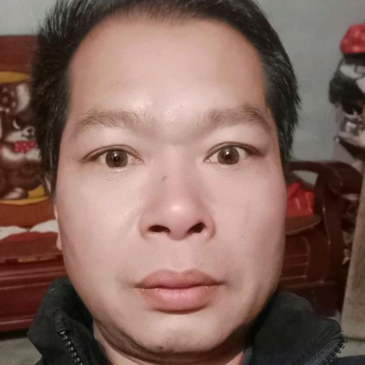 守村人