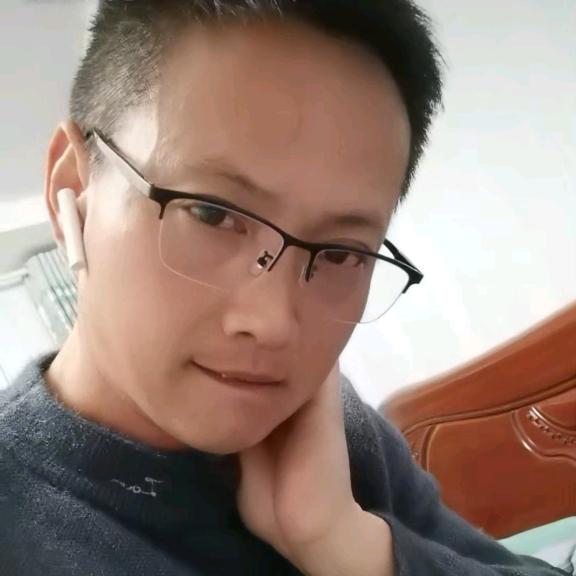 天生傲骨，岂能输