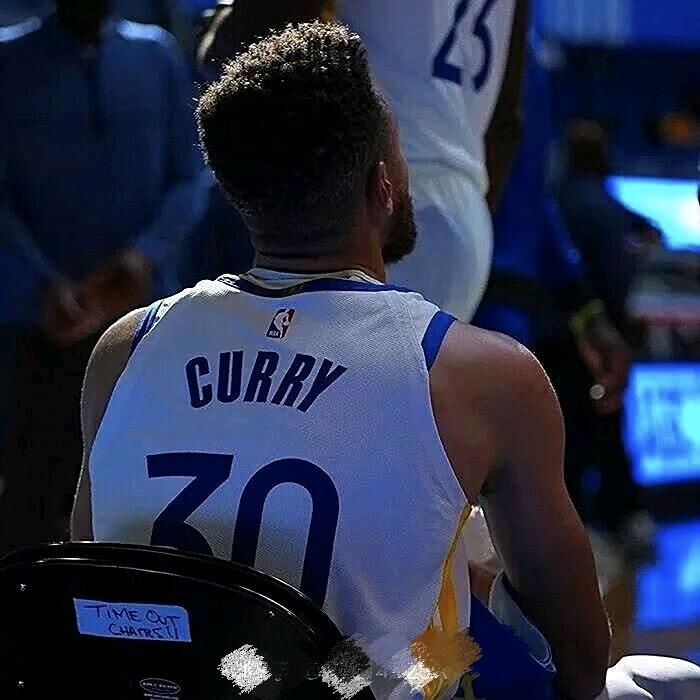 黄🍑🍑ദ്ദി˶ｰ̀֊ｰ́ )✧