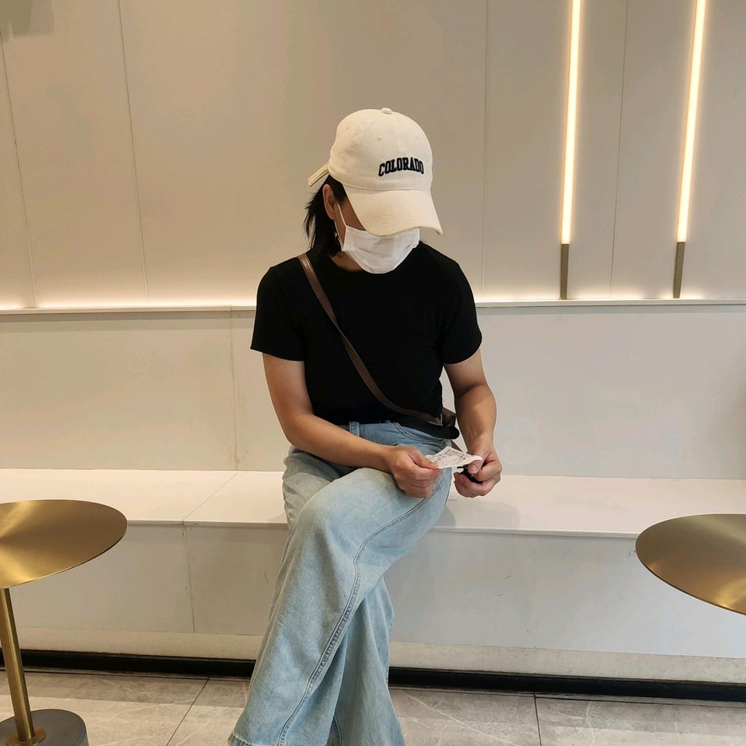 黄小姐(^_^)😘