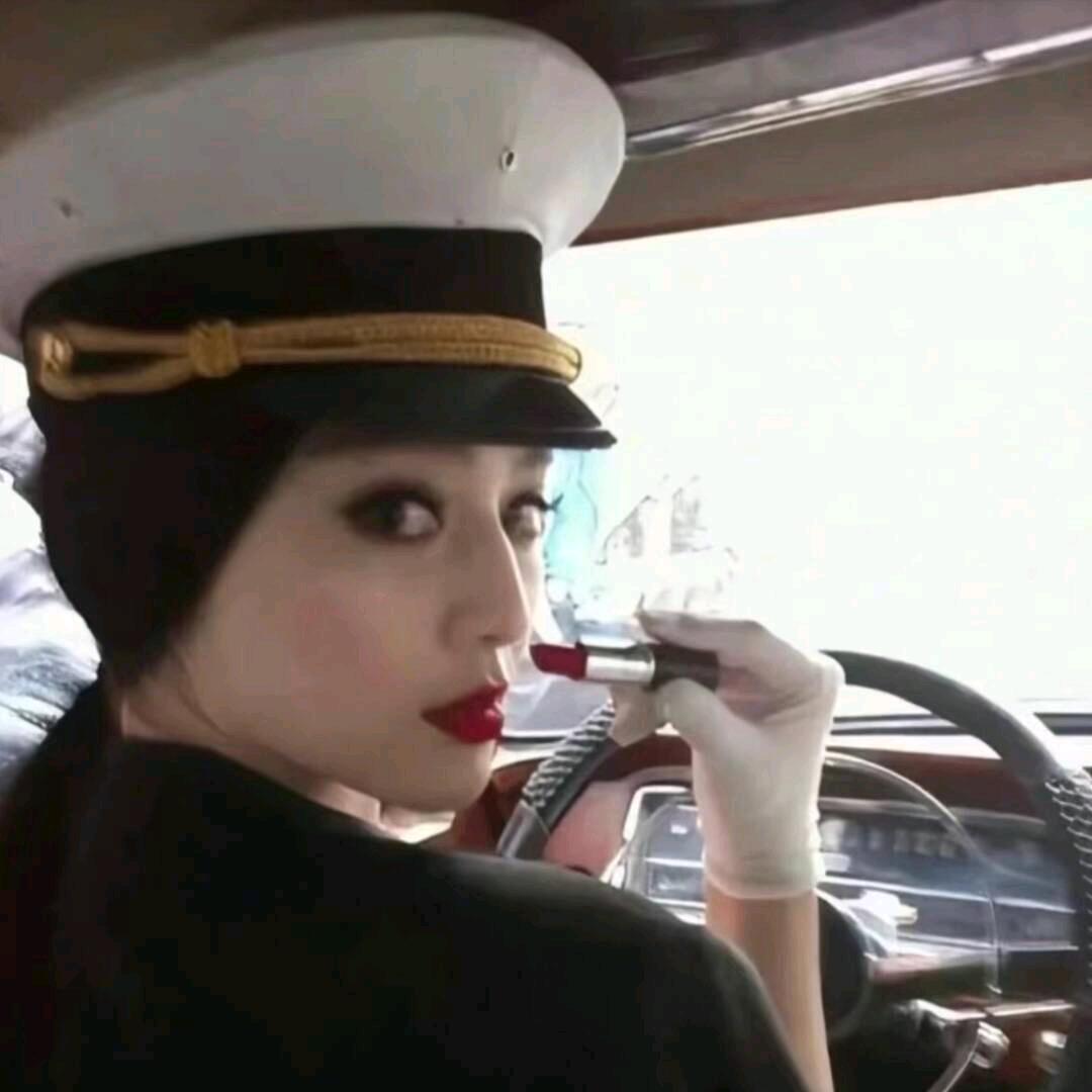 江小桃O.o
