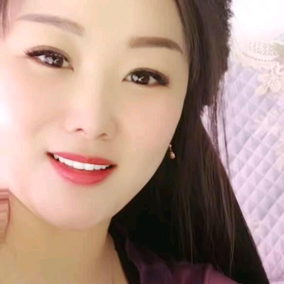 (*￣3￣)玉╭♡