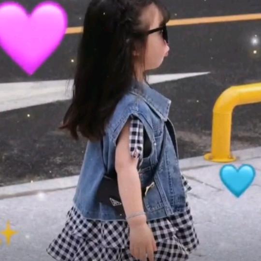 绿叶鲜果
