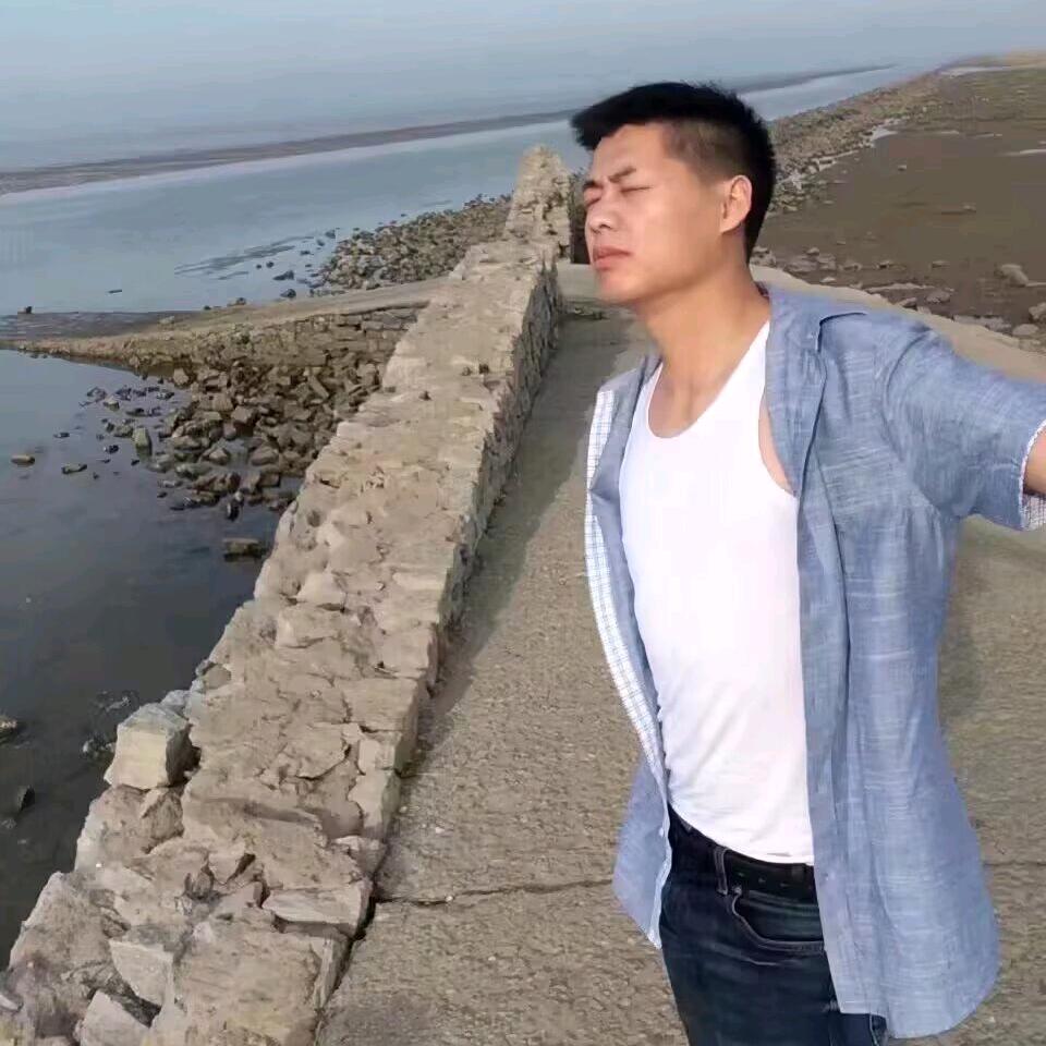 我是小凡哥吖