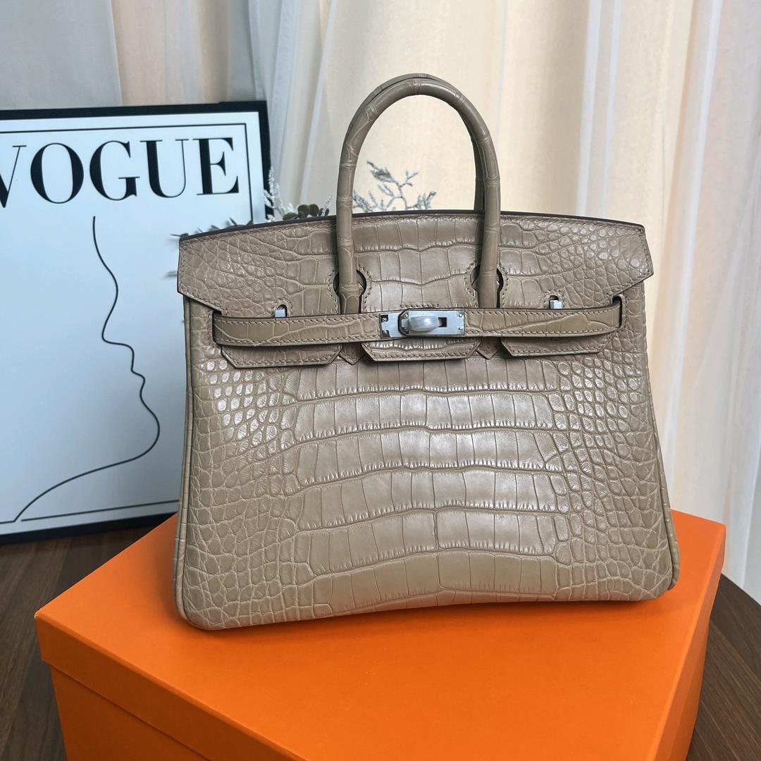 月玥稀有皮手工匠造