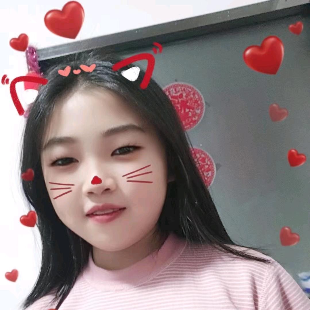 扶着老奶奶闯红灯