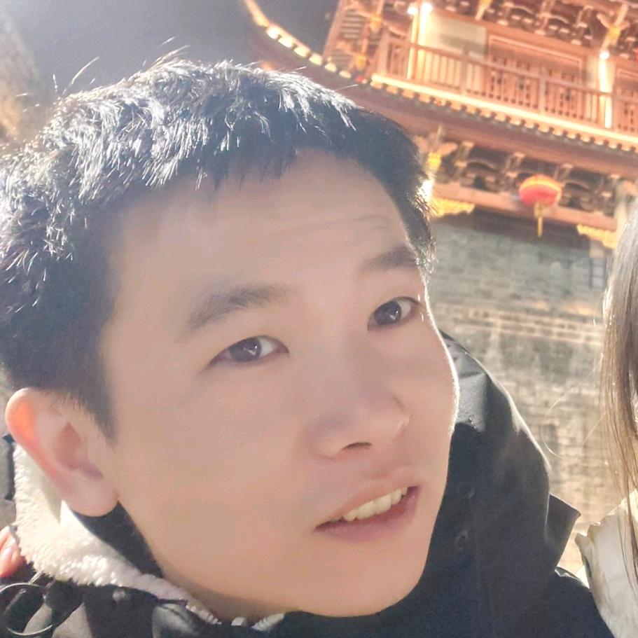 看门禁的老大爷