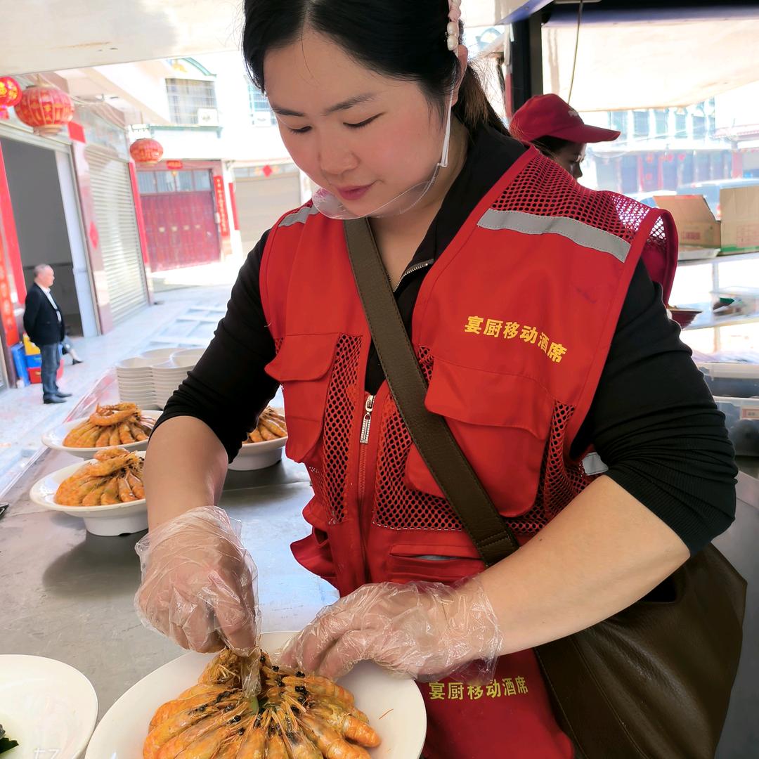 郴州宴厨移动酒席双双