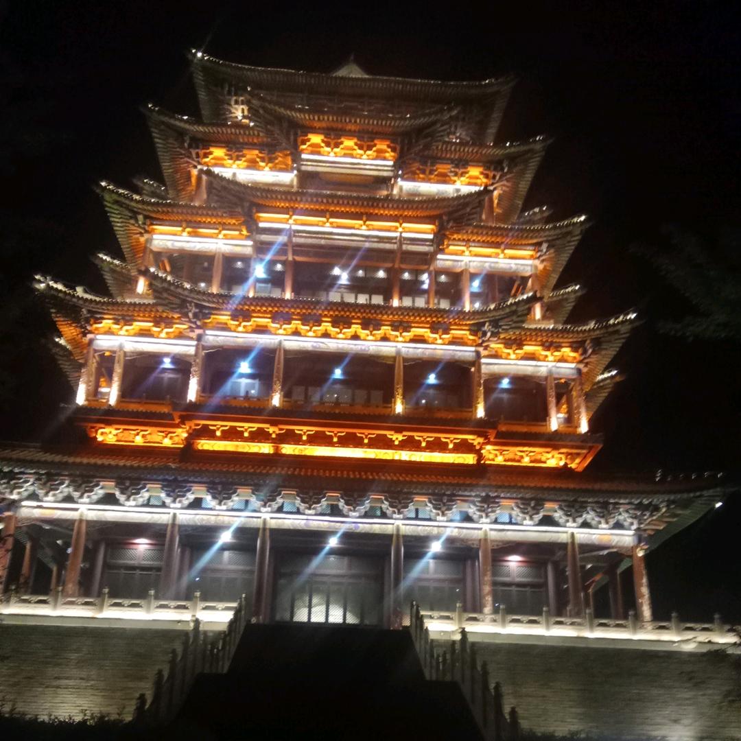 秀东