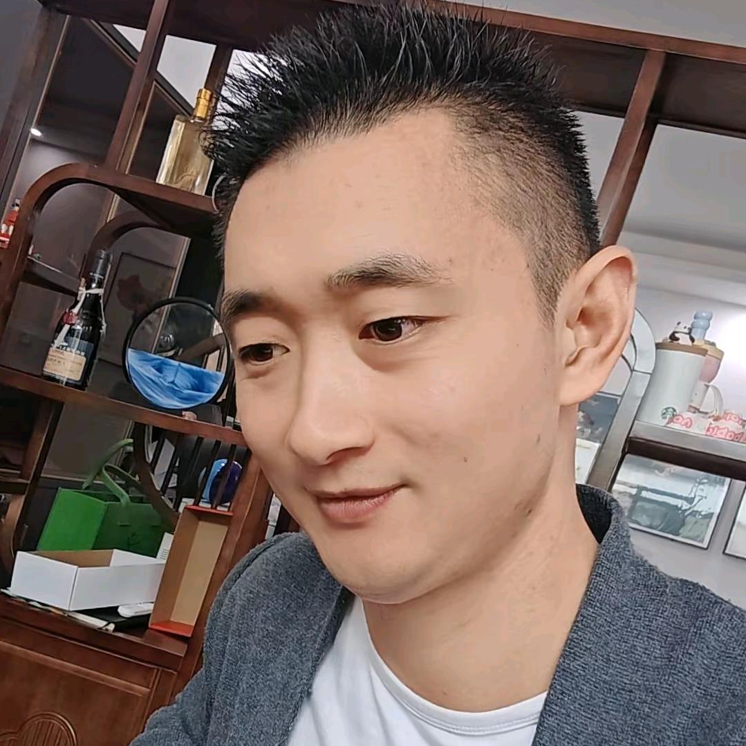 丁先生爱唱歌
