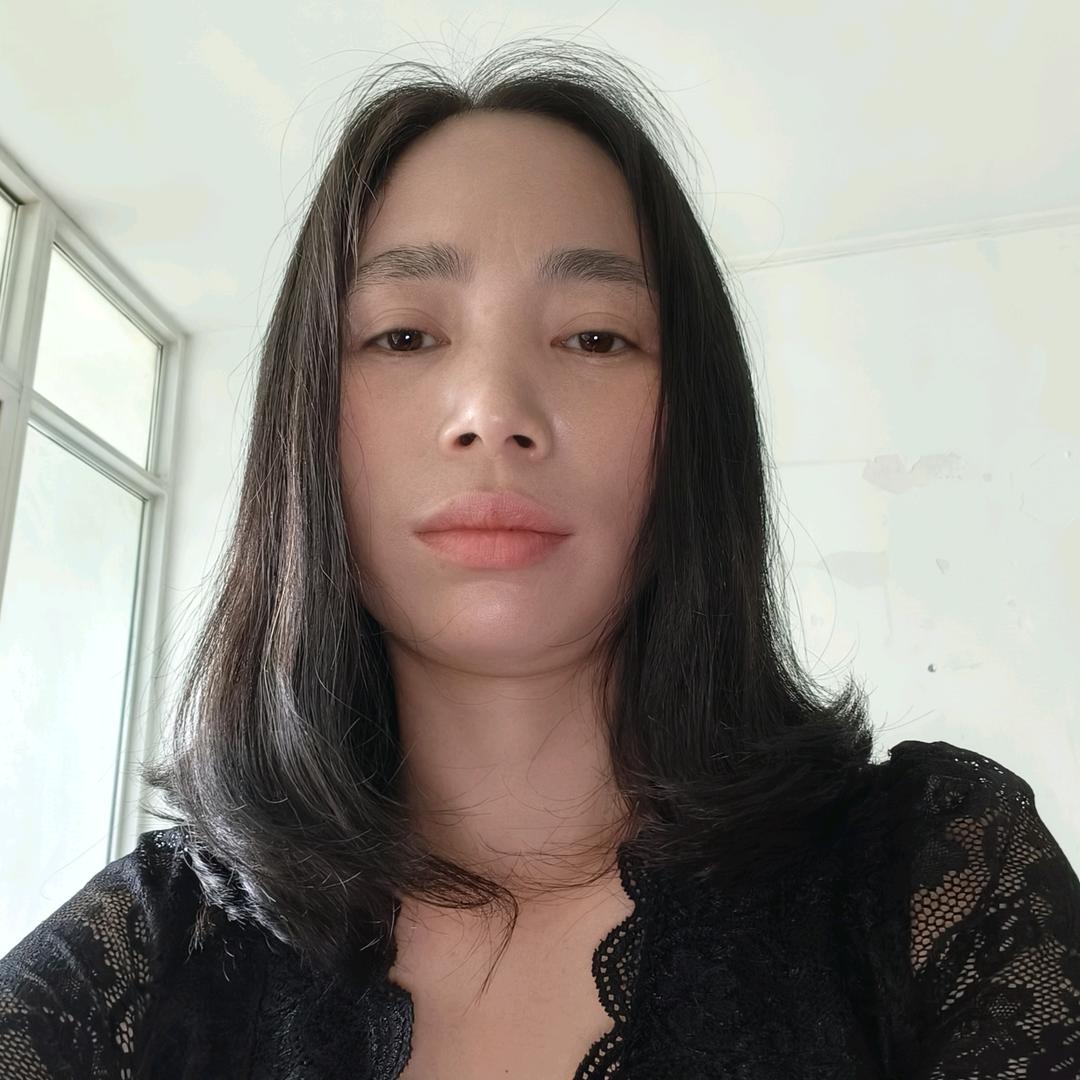 小芹姐: