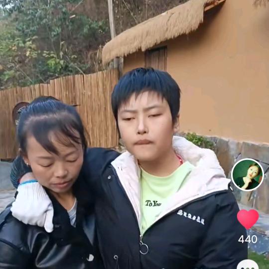 小雨.，晚上7点10开播.