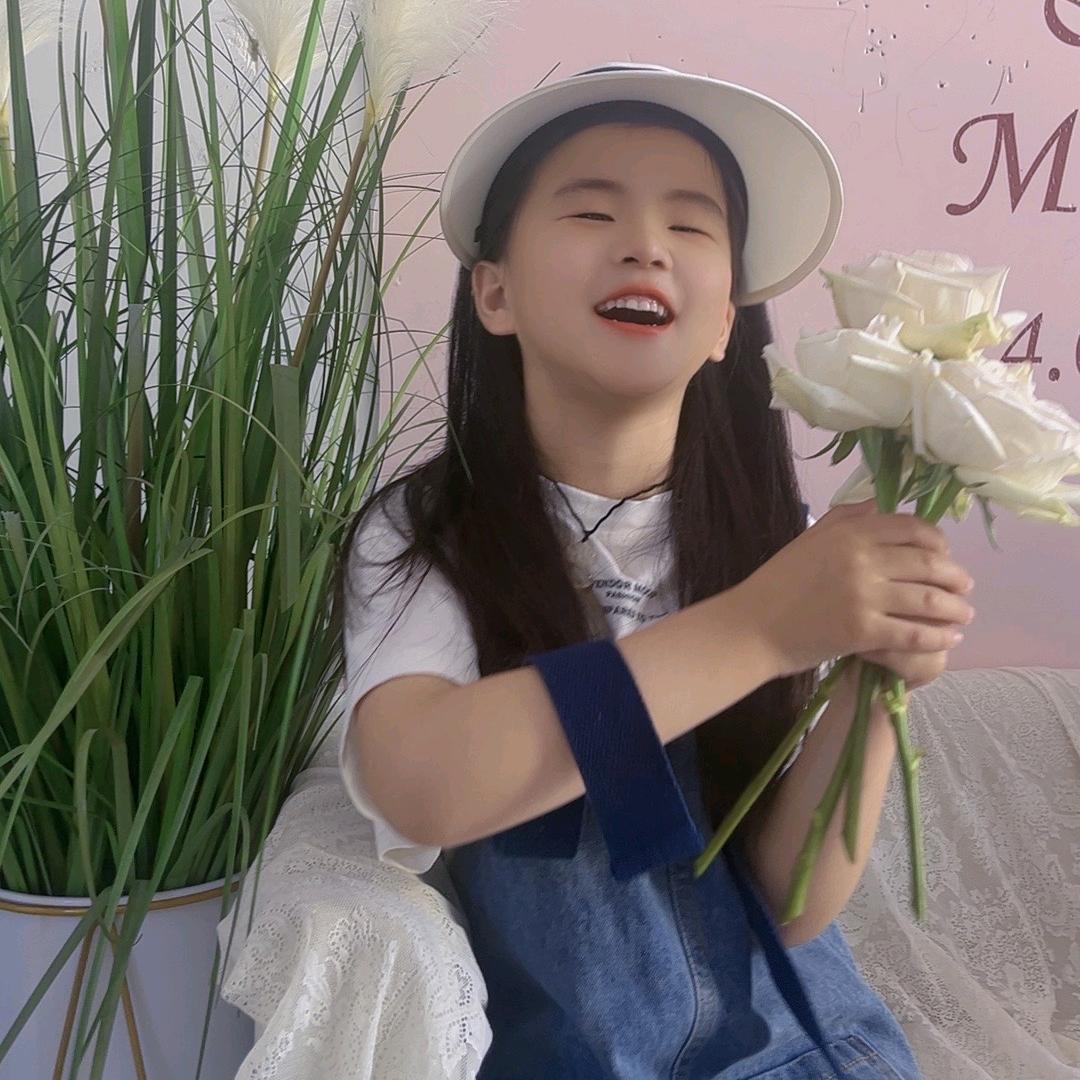 大成若缺，其用不弊。大盈若冲，其用不穷。