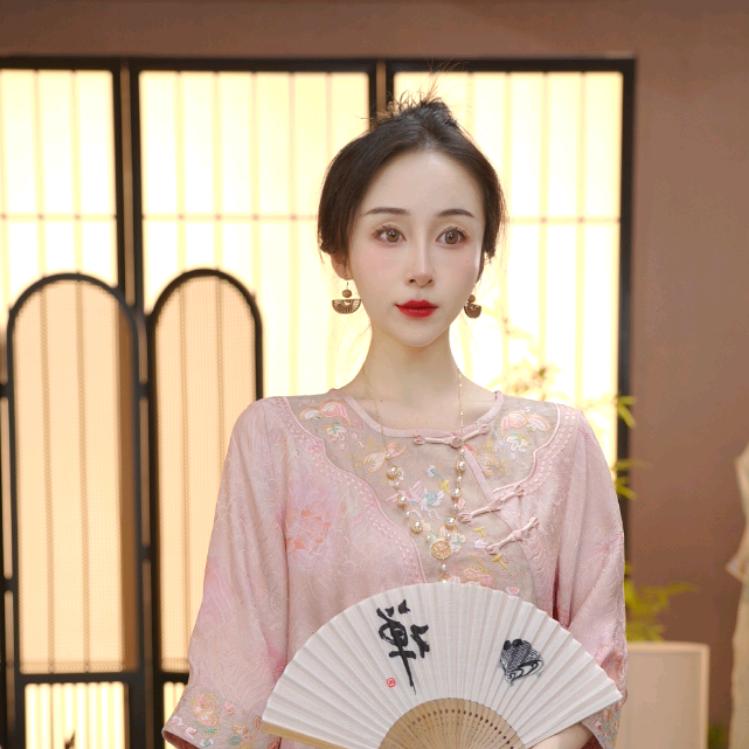 雅度服饰高定香云纱